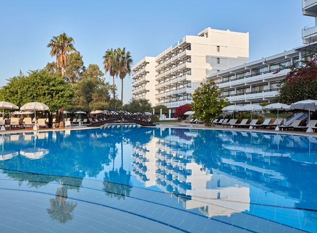 grecian bay hotel cyprus